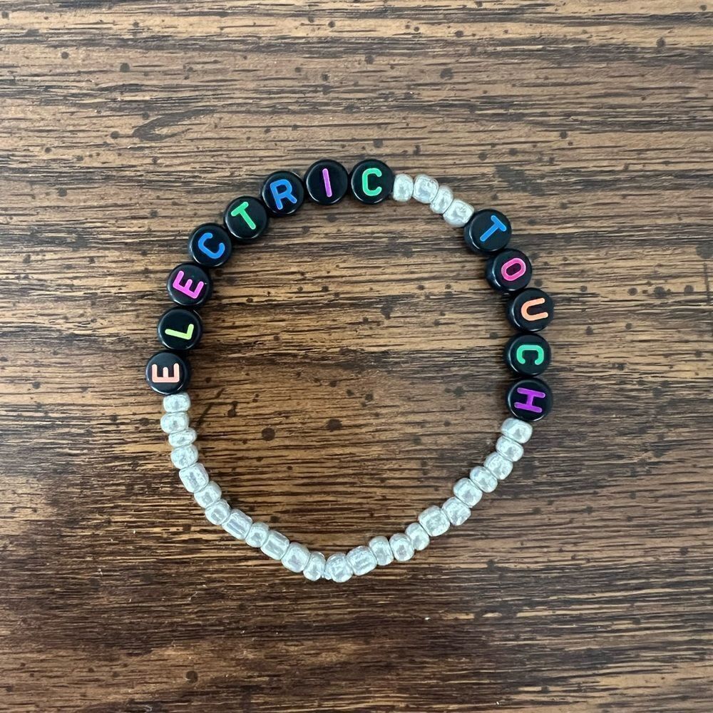 Taylor Swift Friendship Bracelet